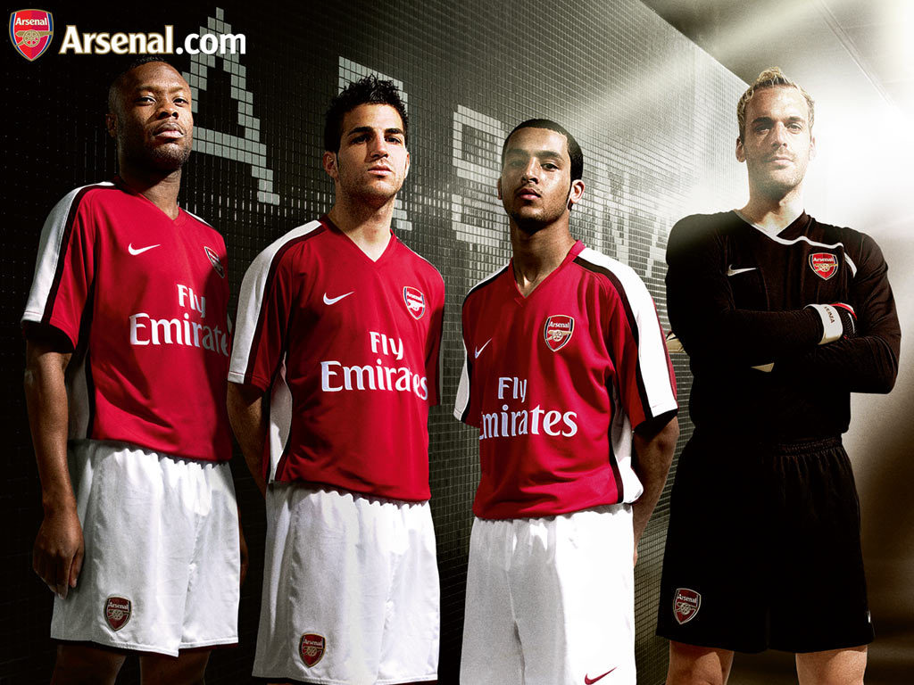 arsenal-home-kit-2009-wallpaper1.jpg